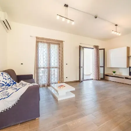 דירה Villa Susy Sea View With Pool אוגוסטה